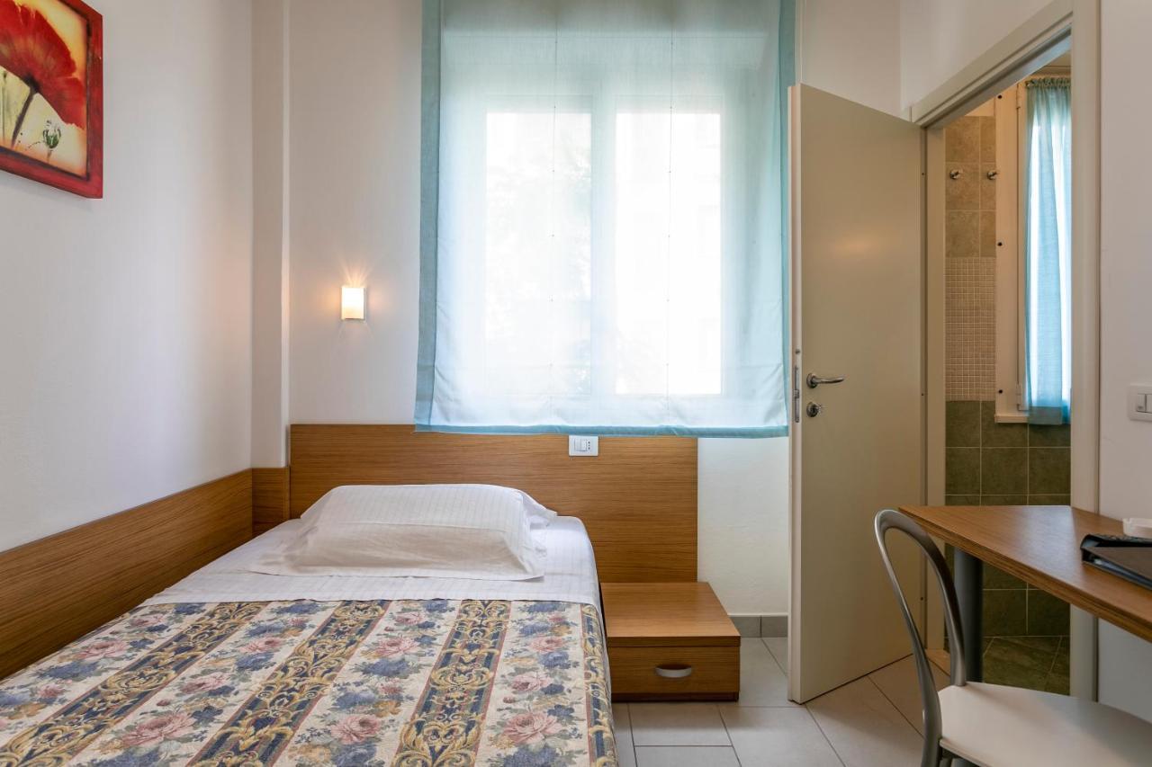 Hotel Baya - In Centro, Sul Mare Milano Marittima Exterior foto